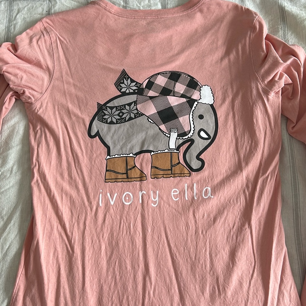 Ivory Ella long sleeved tee. Size S